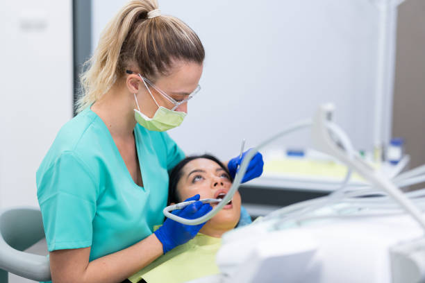 Best Mobile Emergency Dentist in Peosta, IA